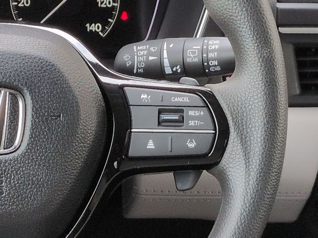 Thumbnail: 2023 Honda Pilot - 31