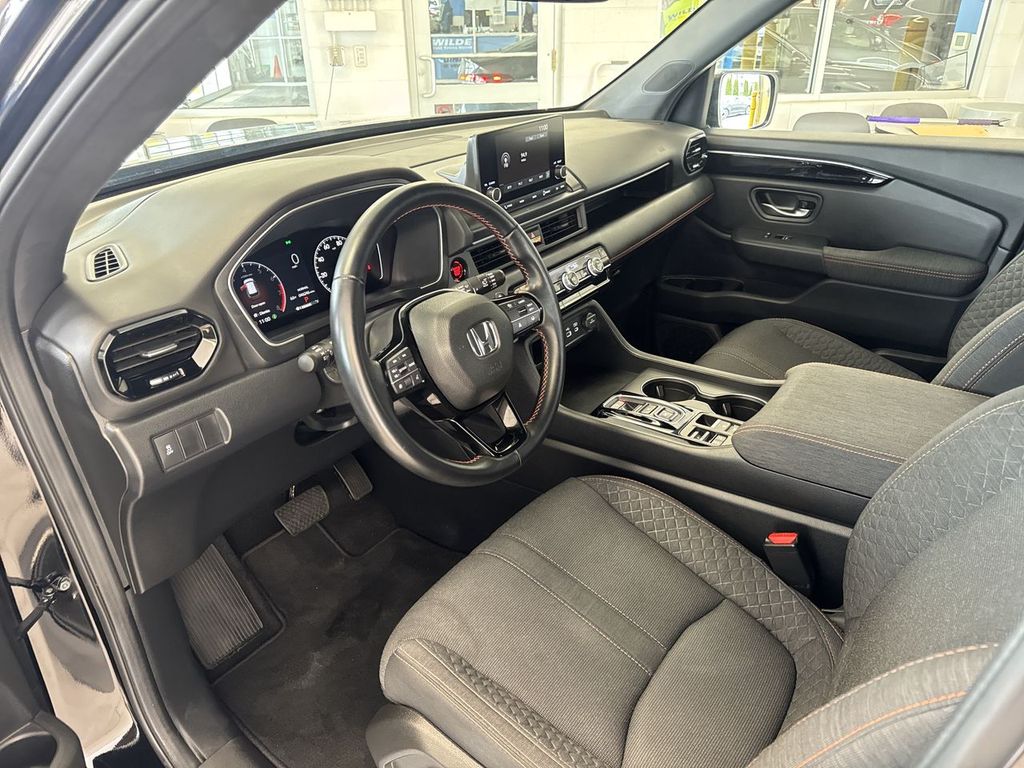 Thumbnail: 2025 Honda Pilot - 2