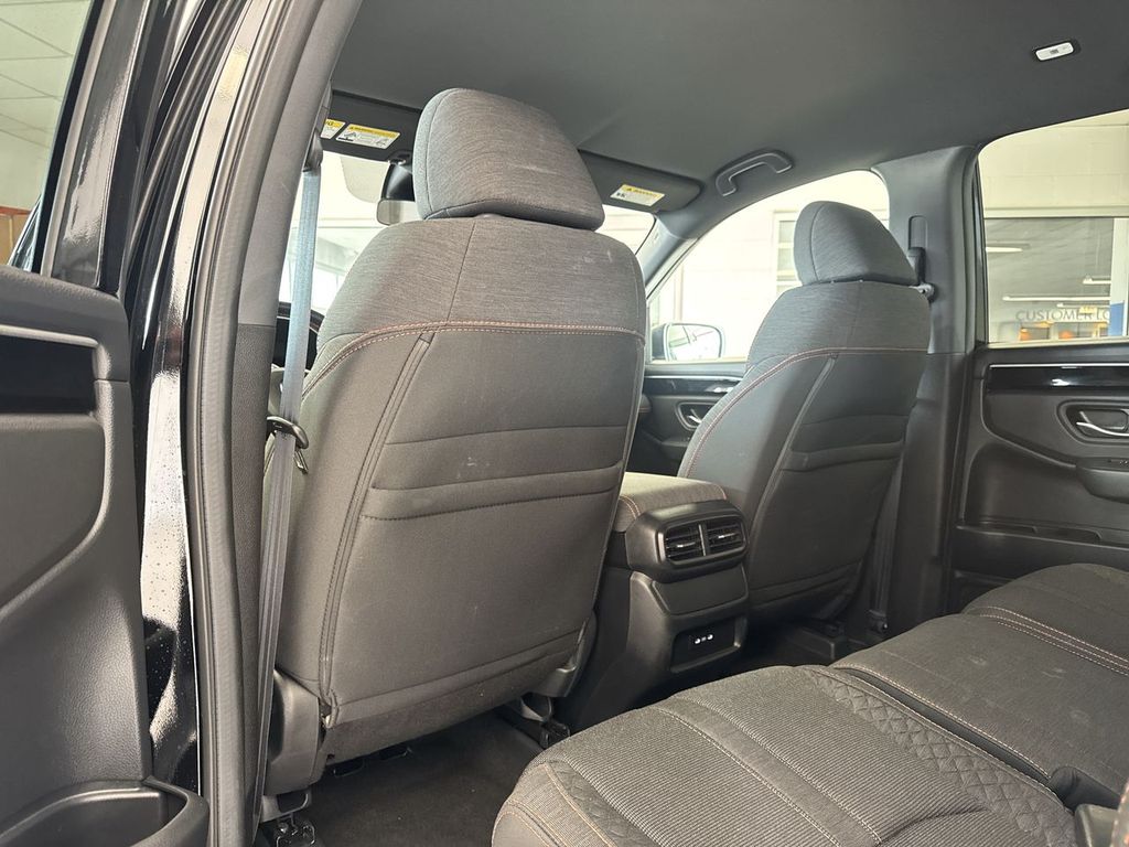 Thumbnail: 2025 Honda Pilot - 26