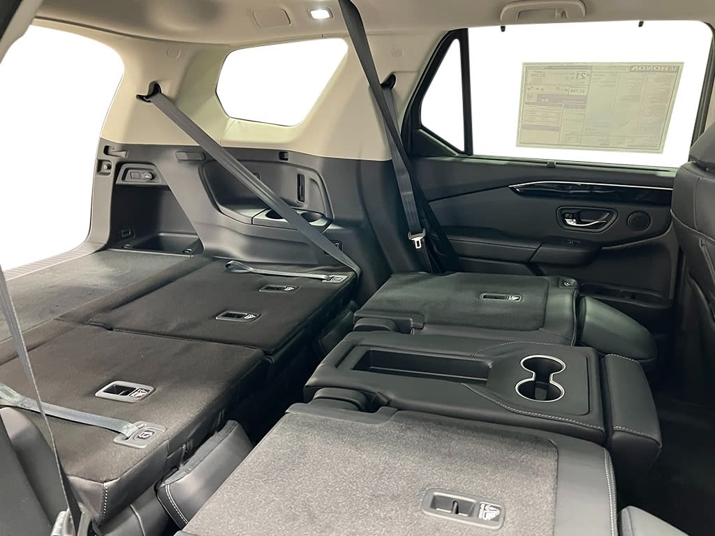 Thumbnail: 2025 Honda Pilot - 35