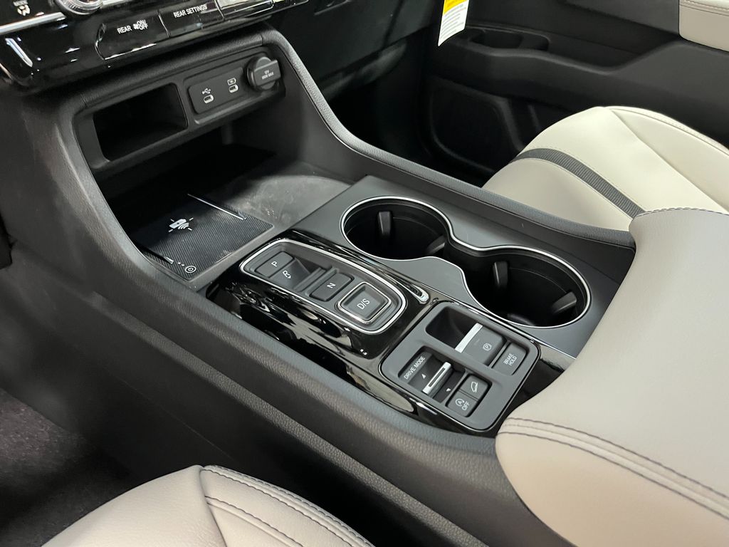 Thumbnail: 2026 Honda Pilot - 13