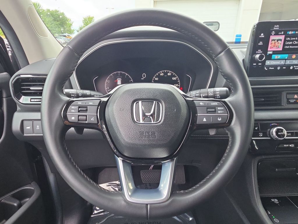 Thumbnail: 2025 Honda Pilot - 13