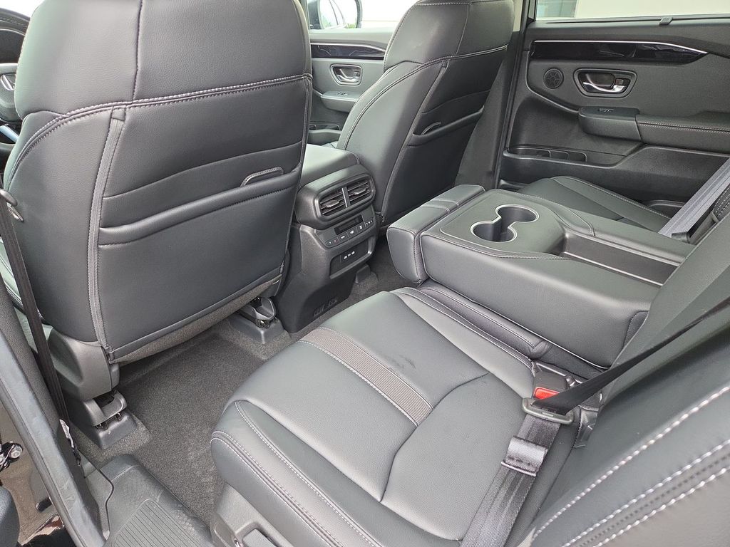 Thumbnail: 2025 Honda Pilot - 12