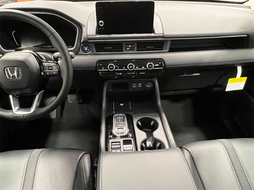 Thumbnail: 2025 Honda Pilot - 10