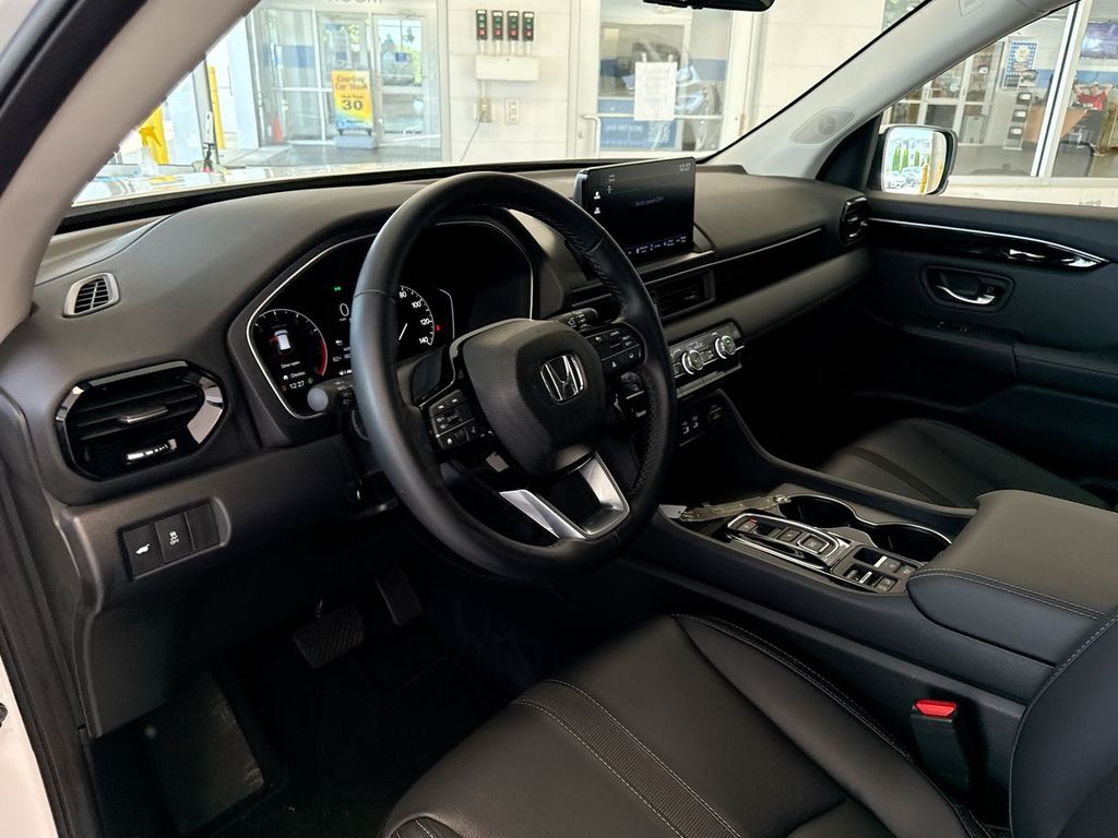 Thumbnail: 2025 Honda Pilot - 2