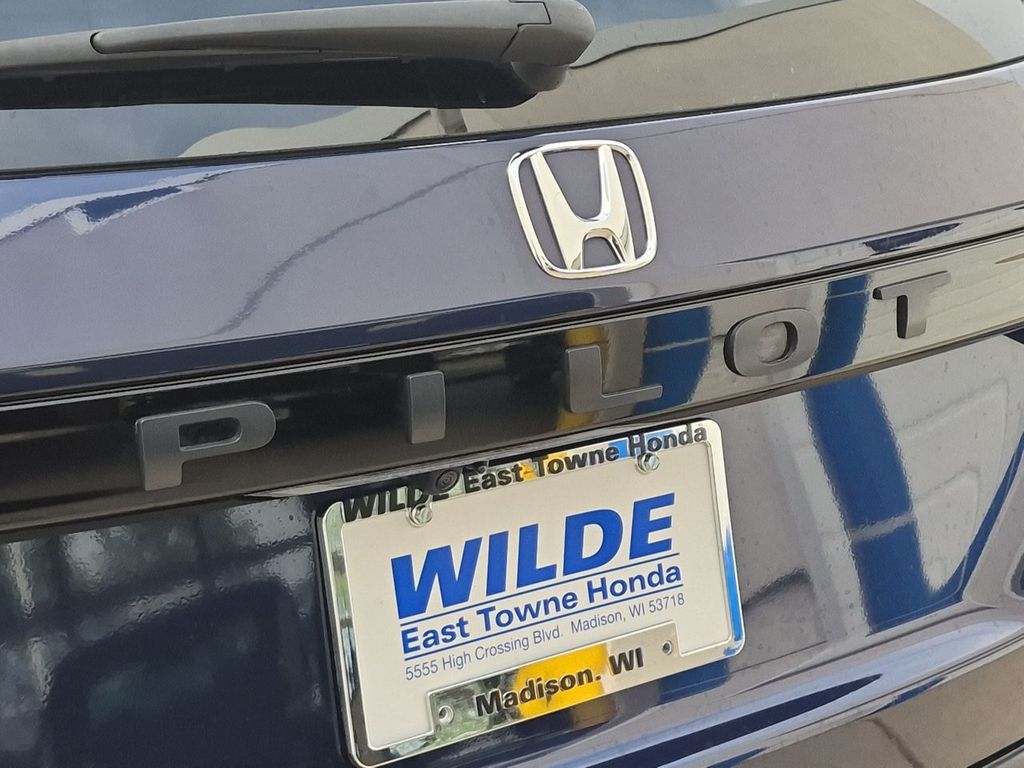 Thumbnail: 2025 Honda Pilot - 25