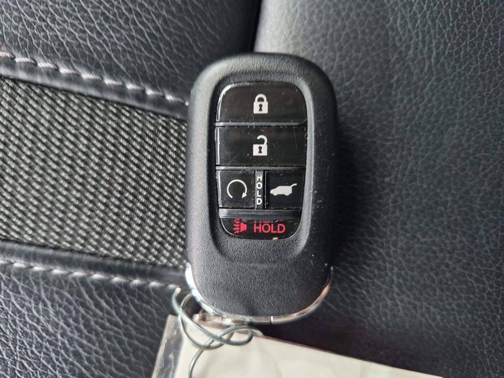 Thumbnail: 2023 Honda Pilot - 18