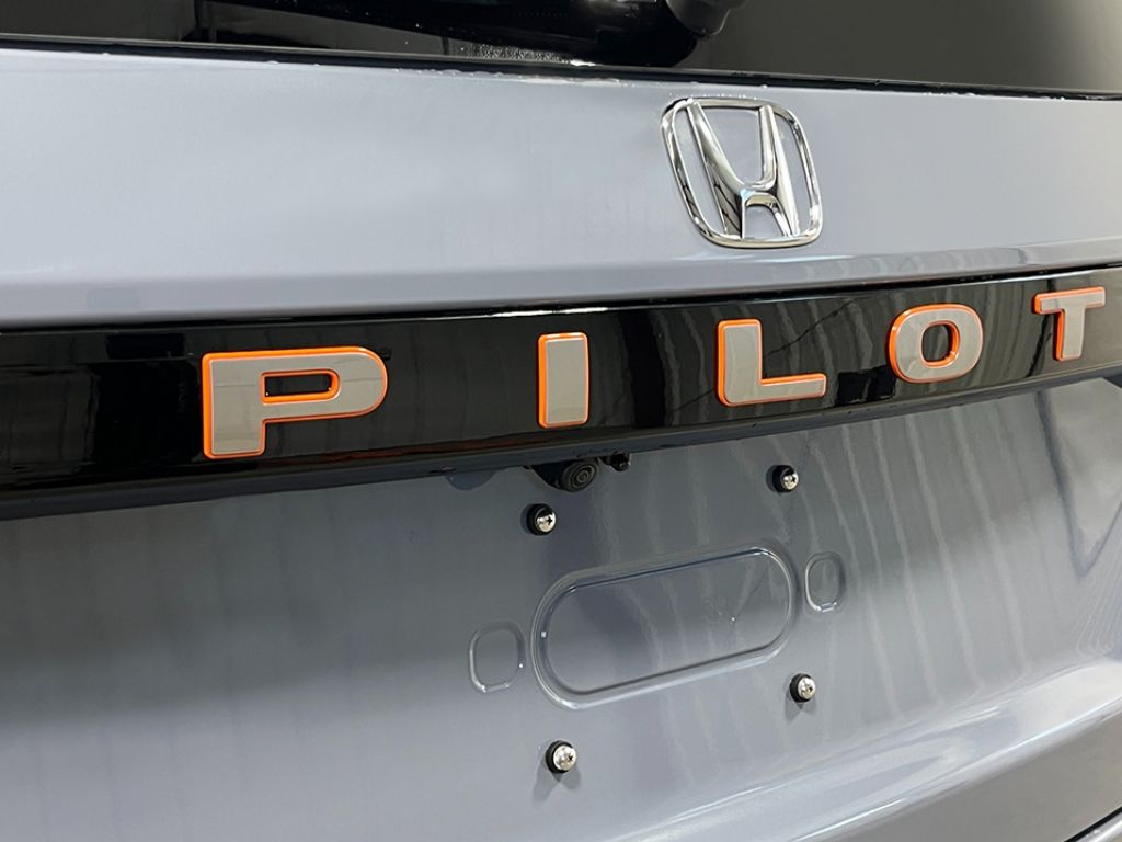 Thumbnail: 2026 Honda Pilot - 18