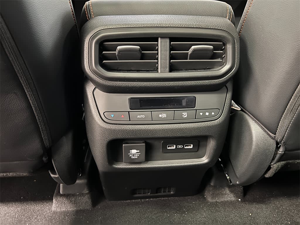 Thumbnail: 2025 Honda Pilot - 32