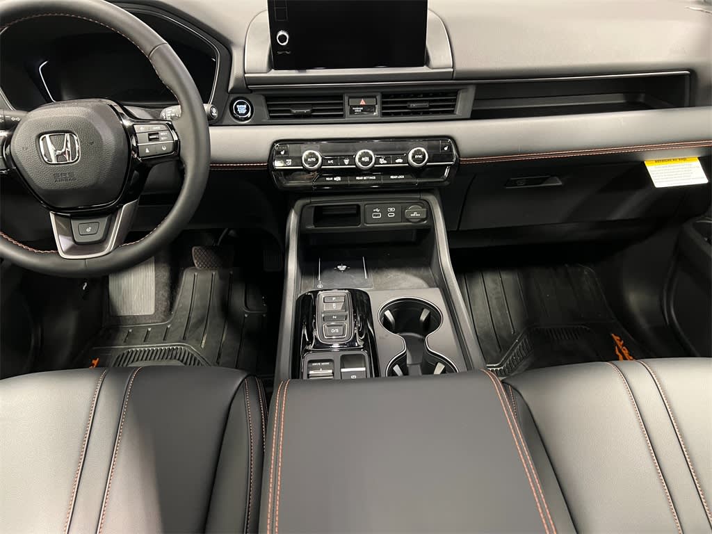 Thumbnail: 2025 Honda Pilot - 10