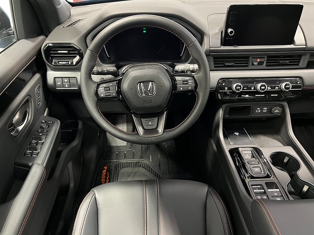 Thumbnail: 2025 Honda Pilot - 2