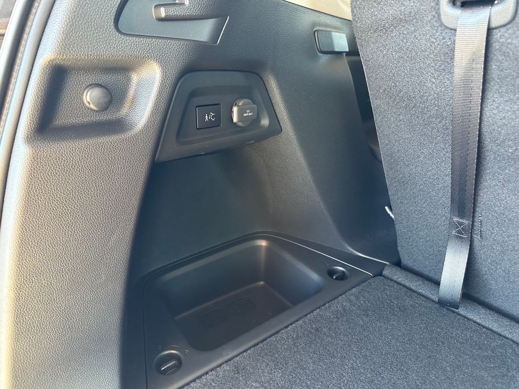 Thumbnail: 2026 Honda Pilot - 31