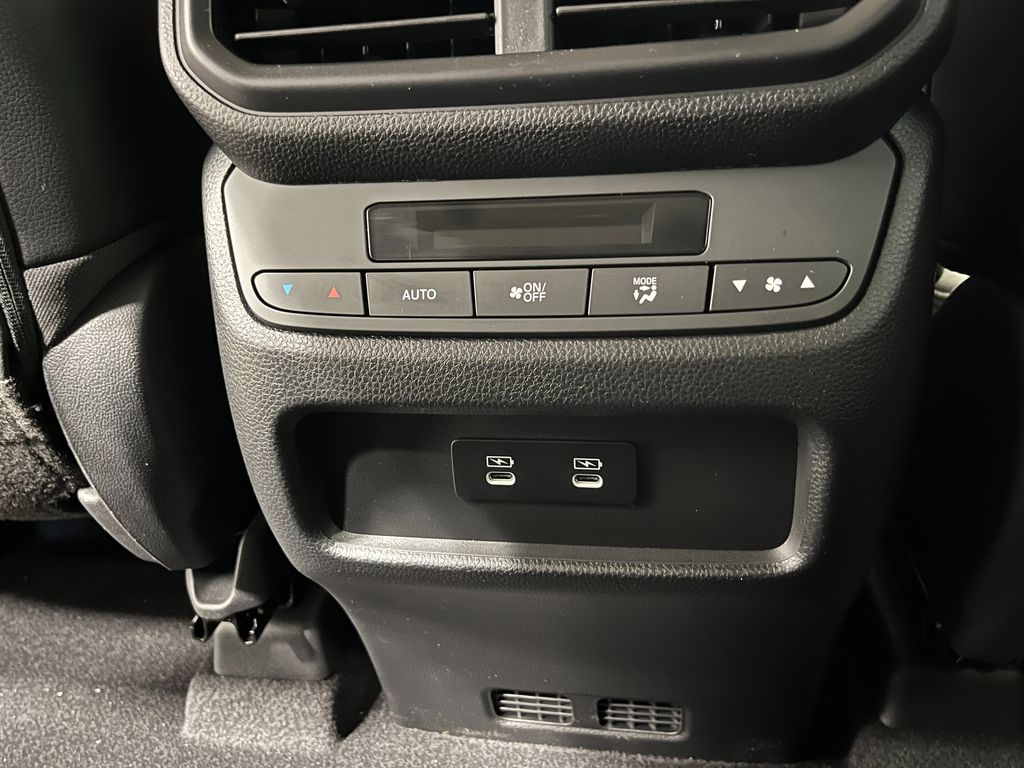 Thumbnail: 2026 Honda Pilot - 28