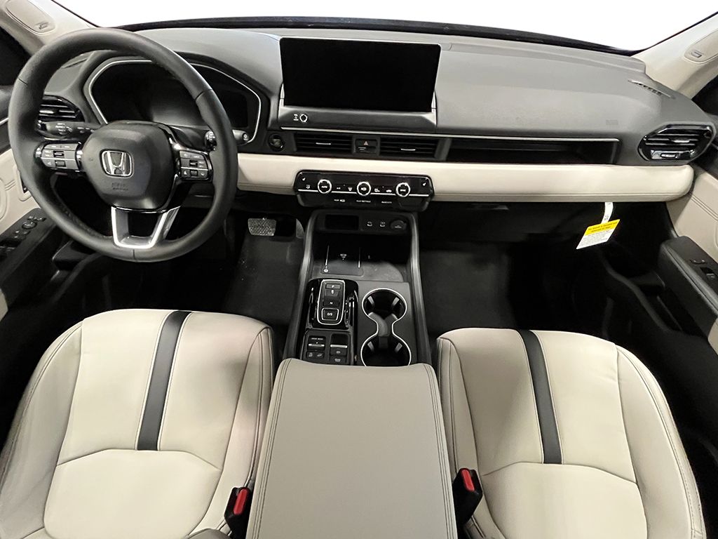 Thumbnail: 2026 Honda Pilot - 2