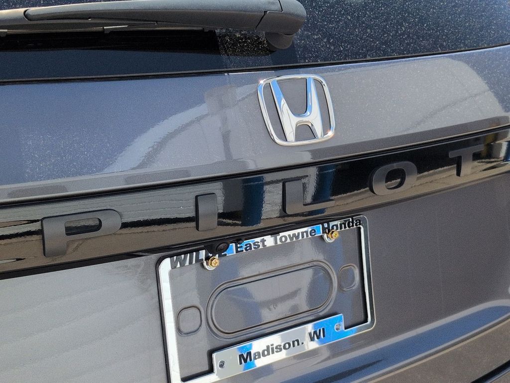 Thumbnail: 2025 Honda Pilot - 25