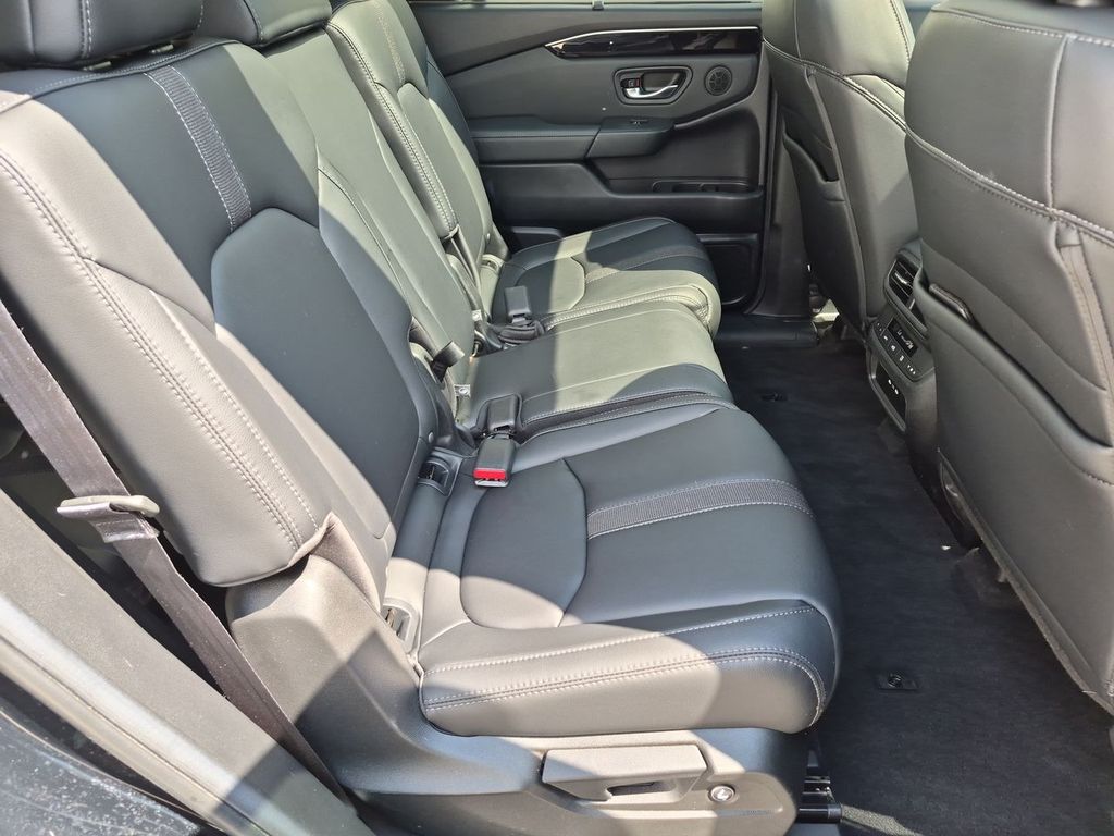 Thumbnail: 2025 Honda Pilot - 29