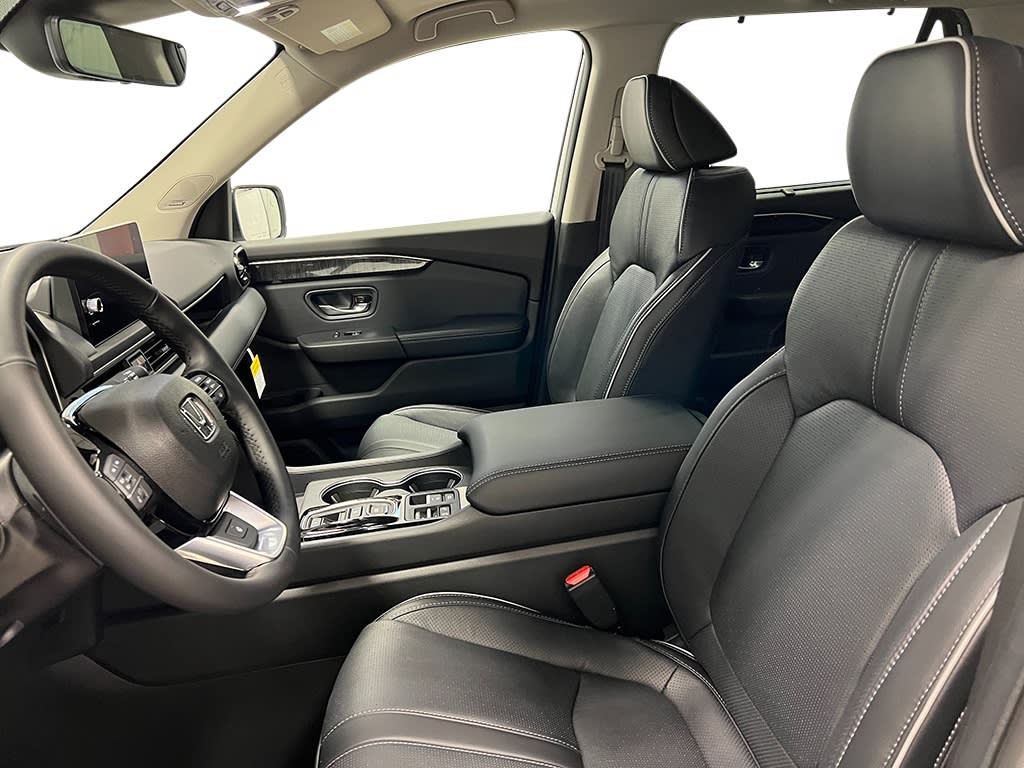 Thumbnail: 2025 Honda Pilot - 12