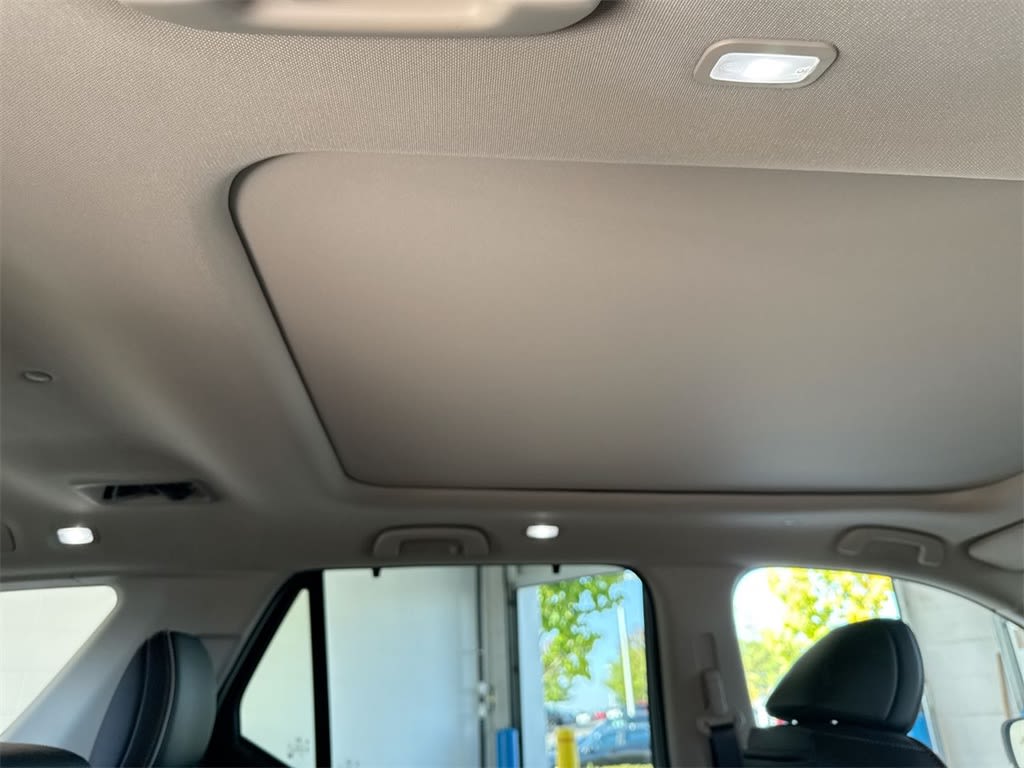 Thumbnail: 2023 Honda Pilot - 32