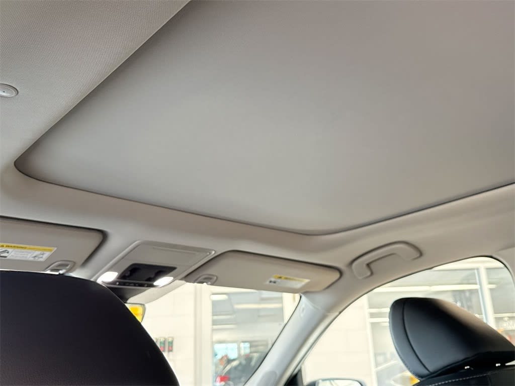 Thumbnail: 2023 Honda Pilot - 28