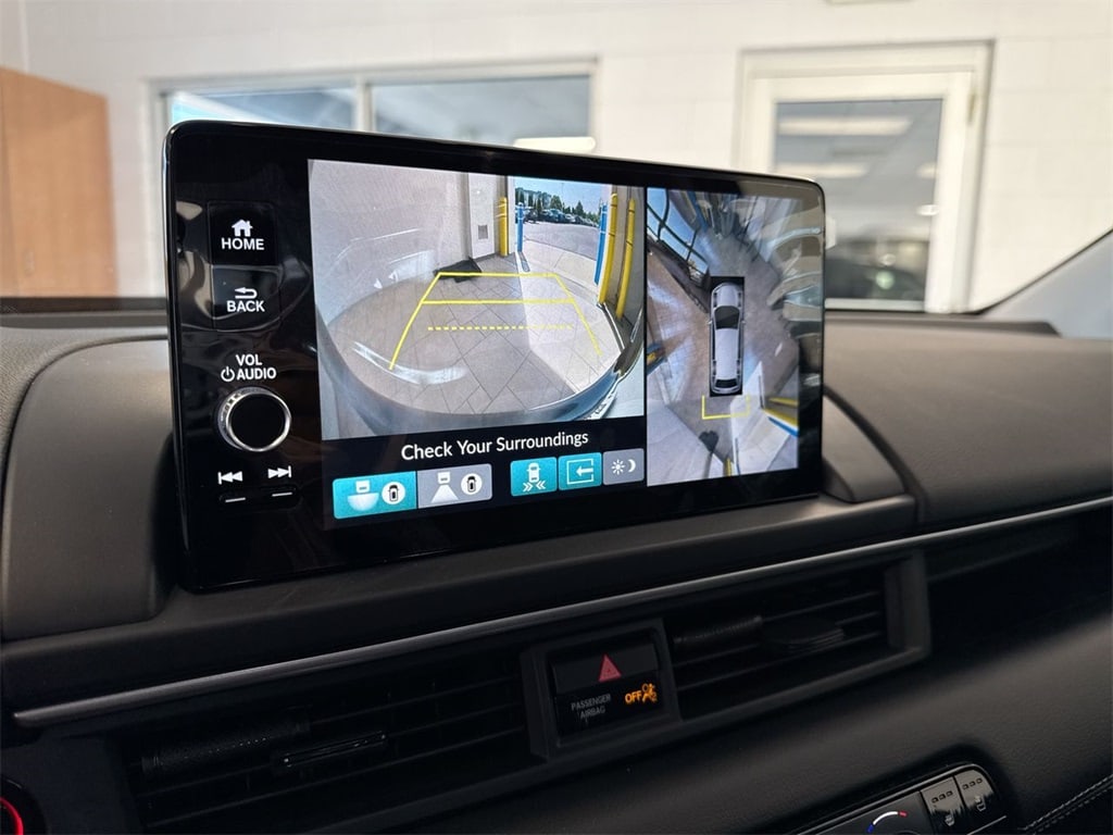 Thumbnail: 2023 Honda Pilot - 37