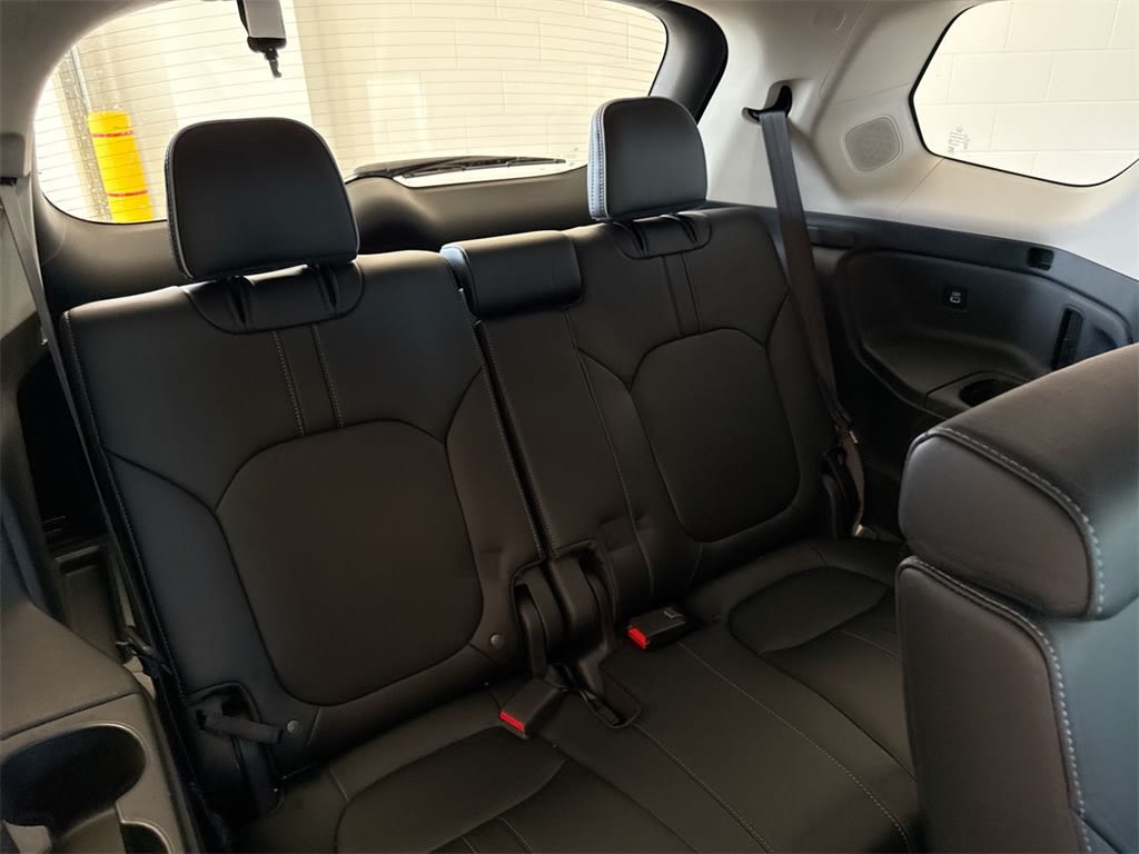 Thumbnail: 2023 Honda Pilot - 31