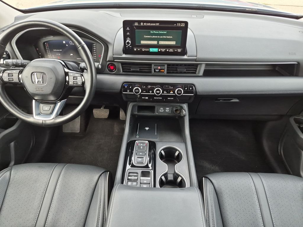 Thumbnail: 2023 Honda Pilot - 9