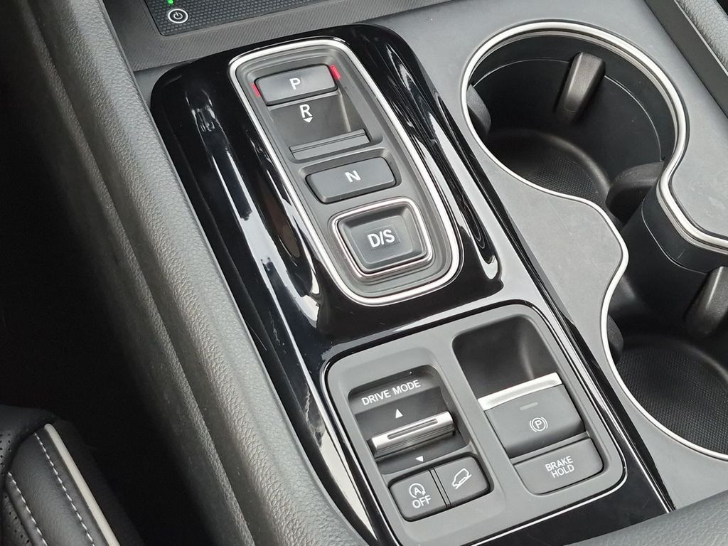 Thumbnail: 2023 Honda Pilot - 15