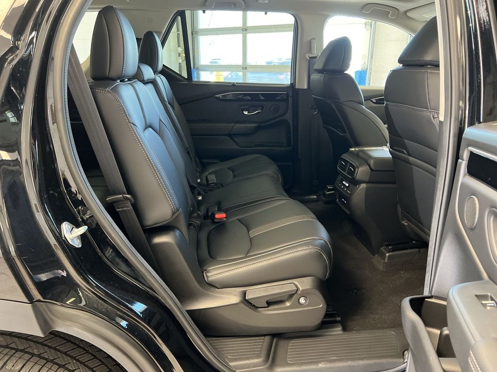 Thumbnail: 2024 Honda Pilot - 28