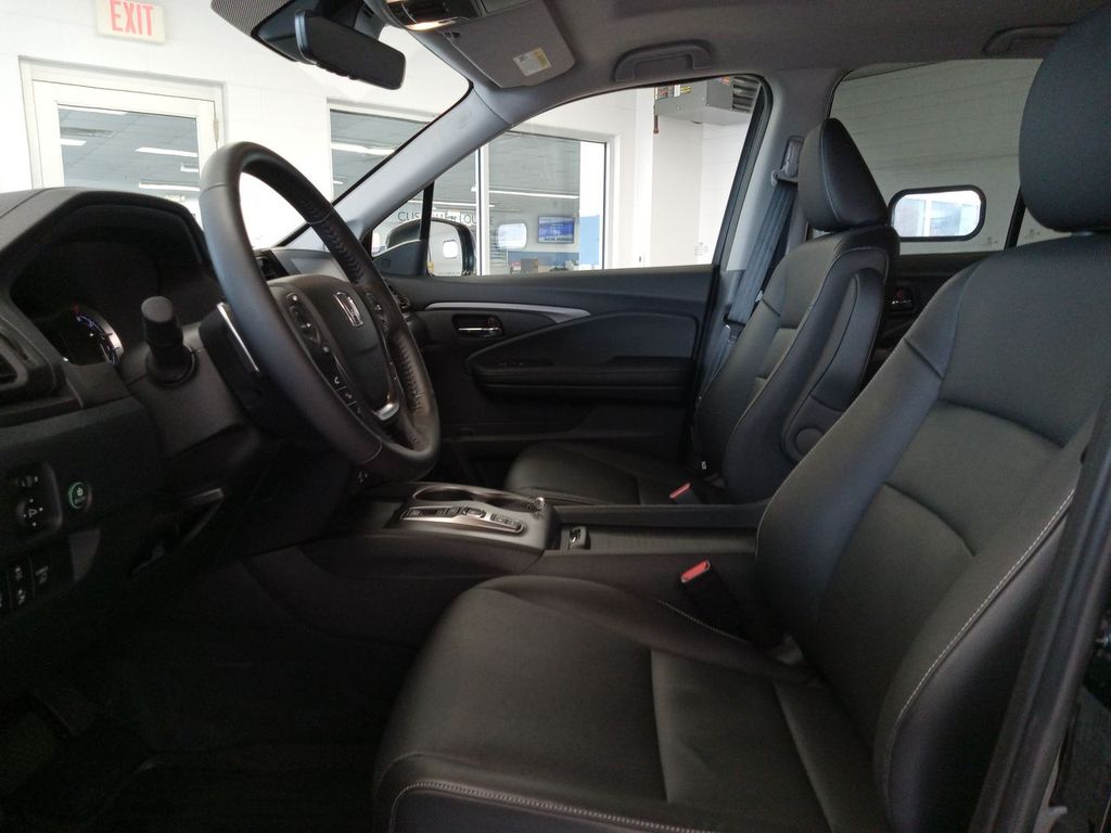 Thumbnail: 2023 Honda Ridgeline - 11