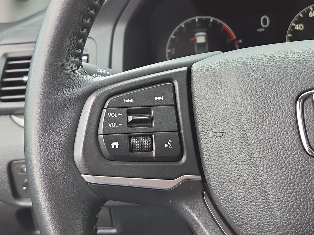 Thumbnail: 2025 Honda Ridgeline - 31