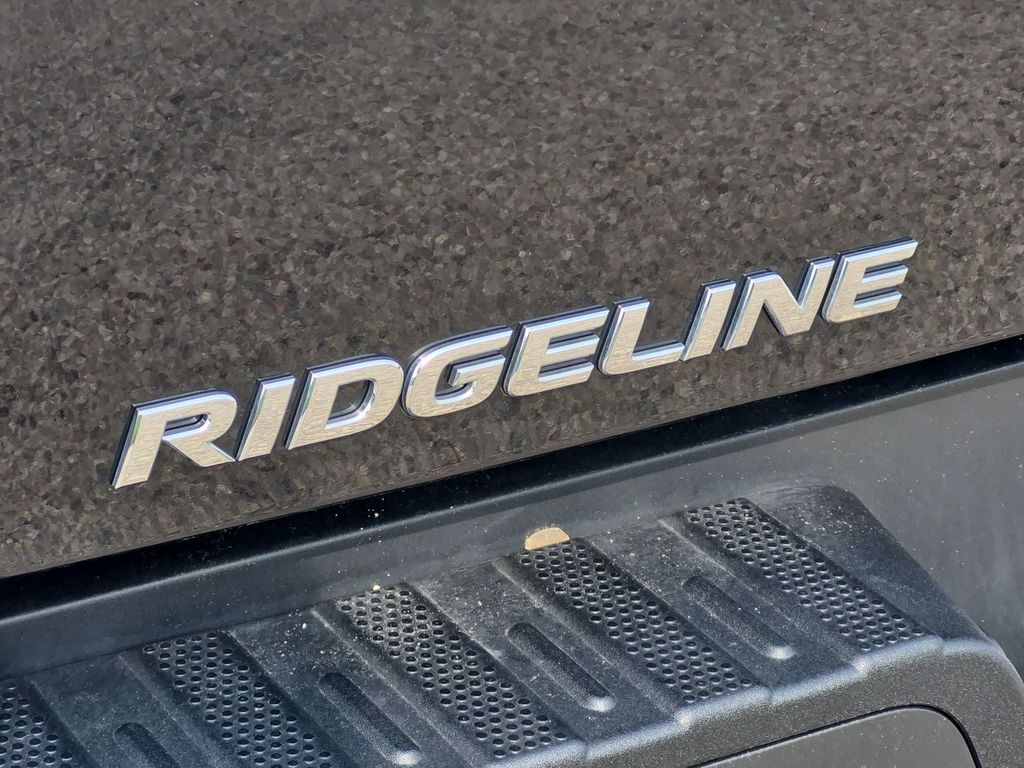 Thumbnail: 2023 Honda Ridgeline - 25