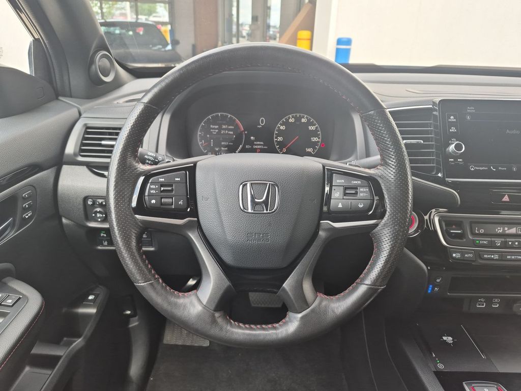 Thumbnail: 2025 Honda Ridgeline - 13