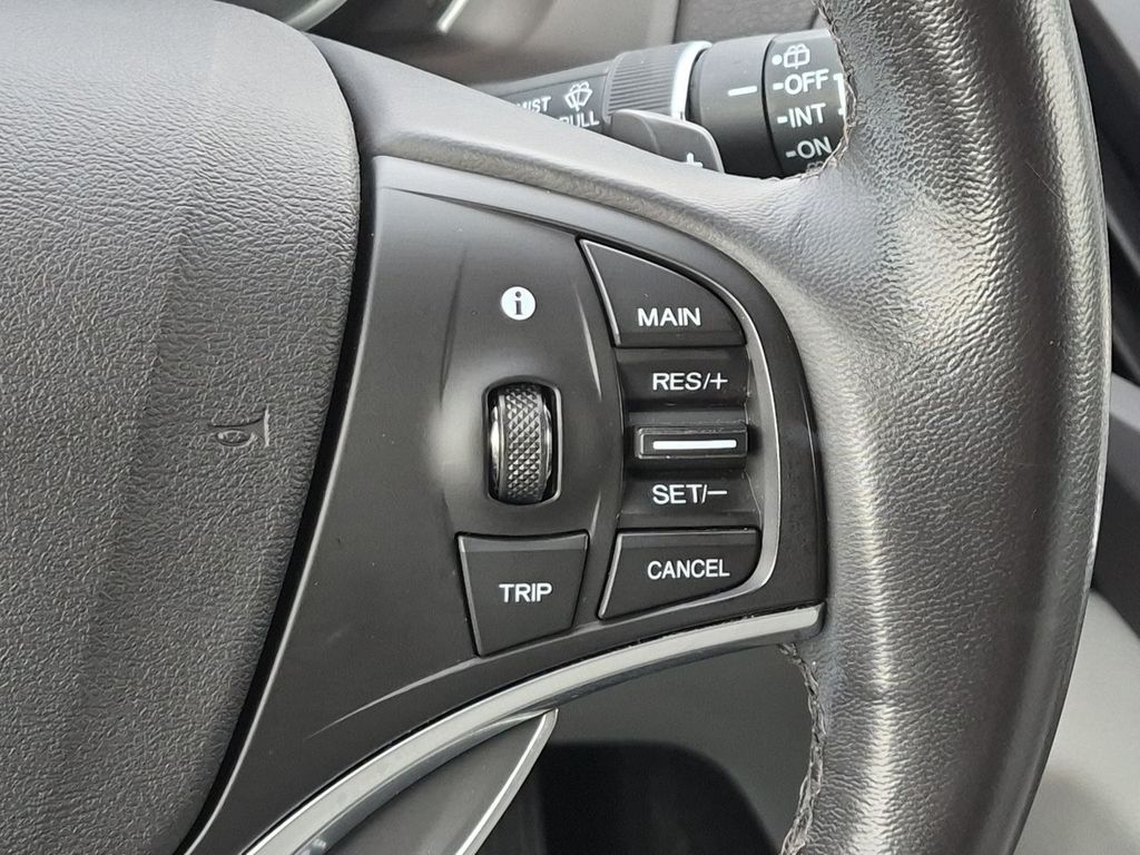 Thumbnail: 2016 Acura MDX - 32