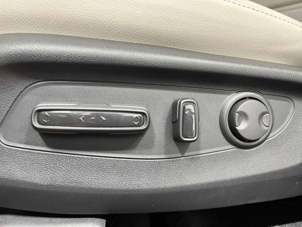 Thumbnail: 2026 Honda CR-V - 21