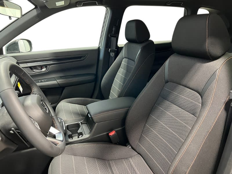 2025 Honda CR-V Sport 11