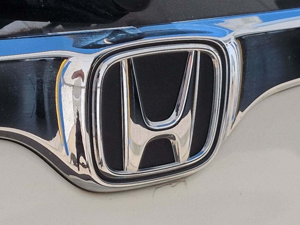 Thumbnail: 2017 Honda CR-V - 7