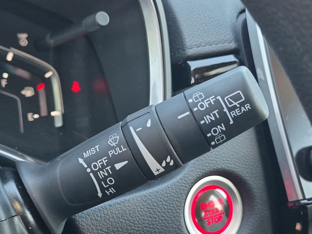 Thumbnail: 2018 Honda CR-V - 15