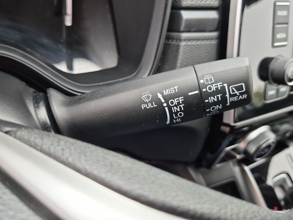 Thumbnail: 2018 Honda CR-V - 31
