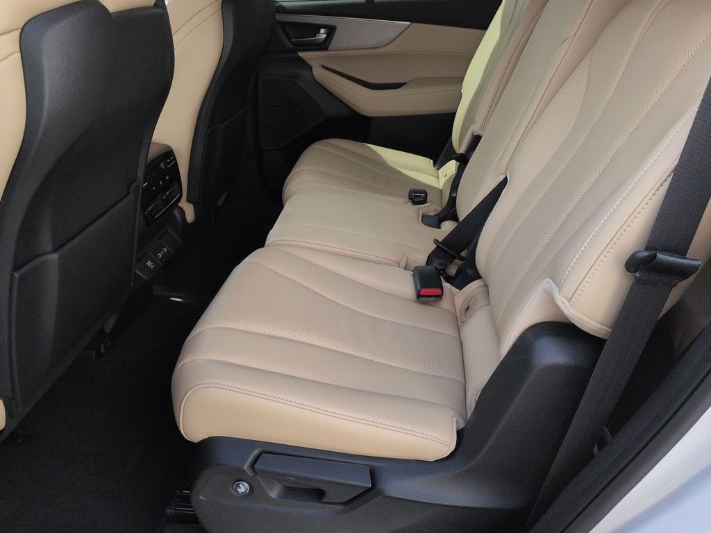 Thumbnail: 2023 Acura MDX - 28