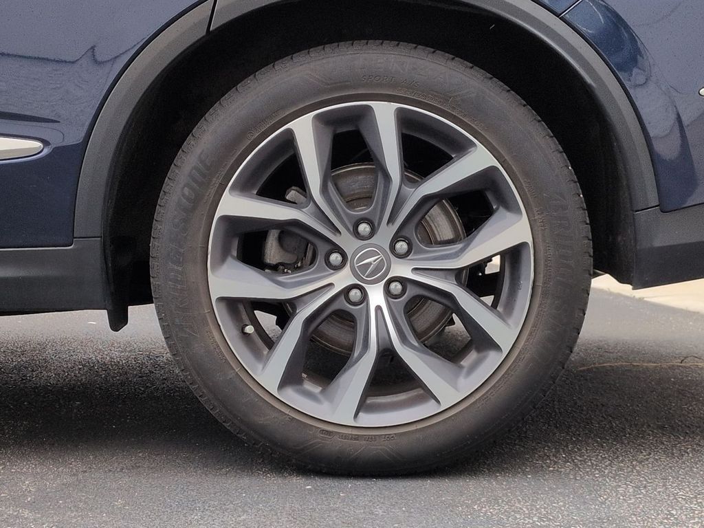 Thumbnail: 2023 Acura MDX - 8