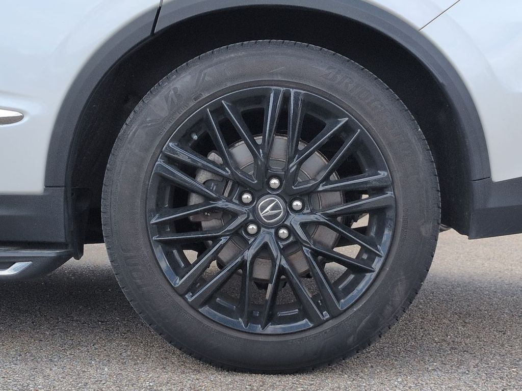 Thumbnail: 2023 Acura MDX - 8