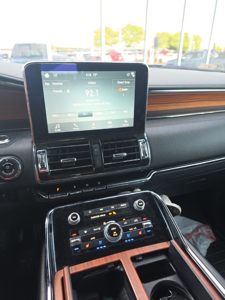 Thumbnail: 2018 Lincoln Navigator - 5