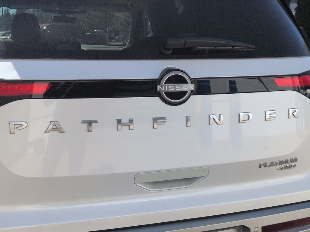 Thumbnail: 2025 Nissan Pathfinder - 7