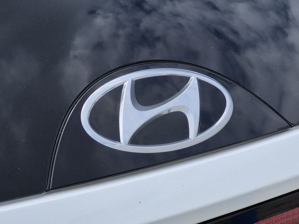 Thumbnail: 2023 Hyundai Tucson - 7