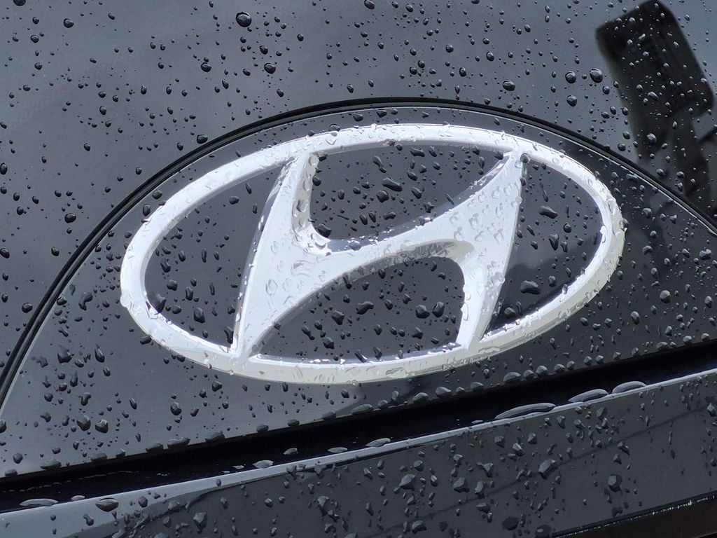 Thumbnail: 2023 Hyundai Tucson - 25