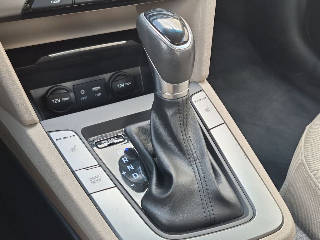 Thumbnail: 2018 Hyundai Elantra - 37