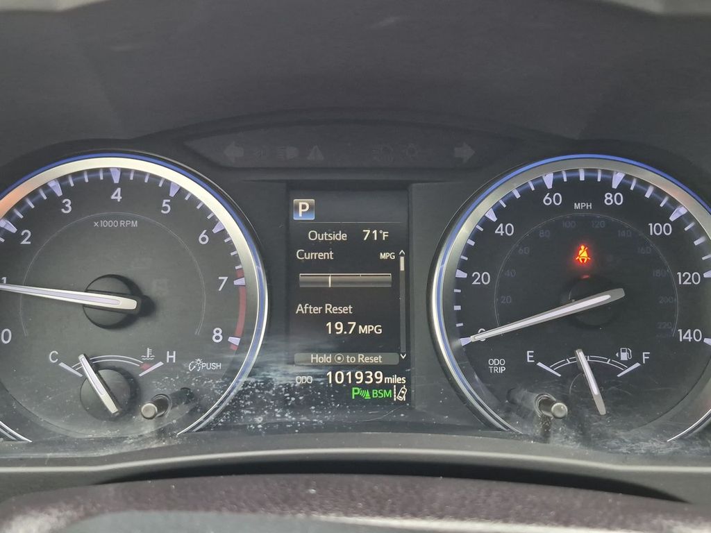 Thumbnail: 2018 Toyota Highlander - 16