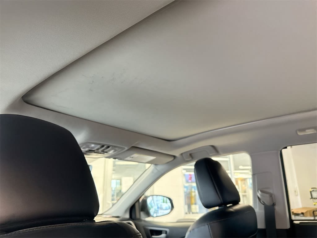 Thumbnail: 2018 Toyota Highlander - 28