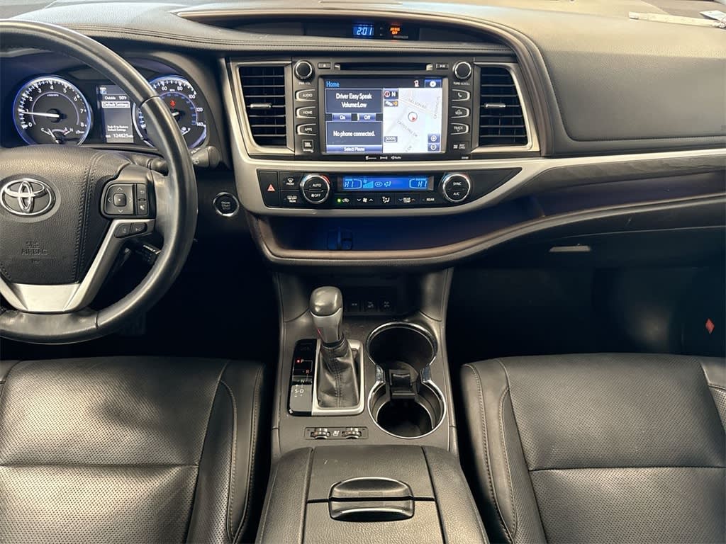 Thumbnail: 2018 Toyota Highlander - 15