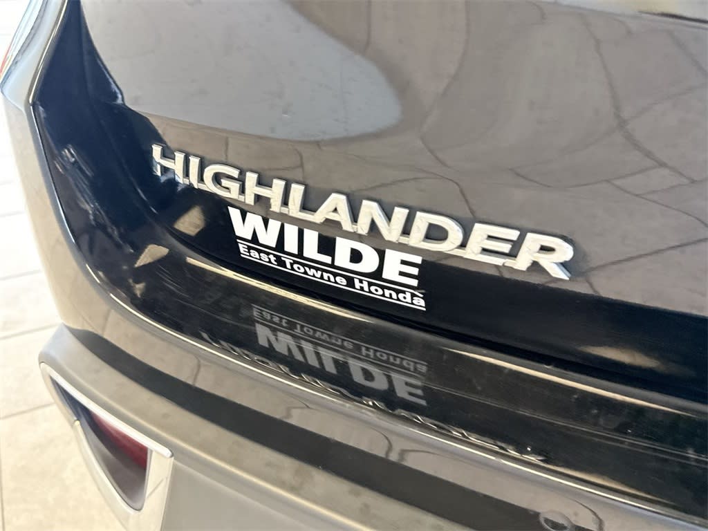 Thumbnail: 2018 Toyota Highlander - 26